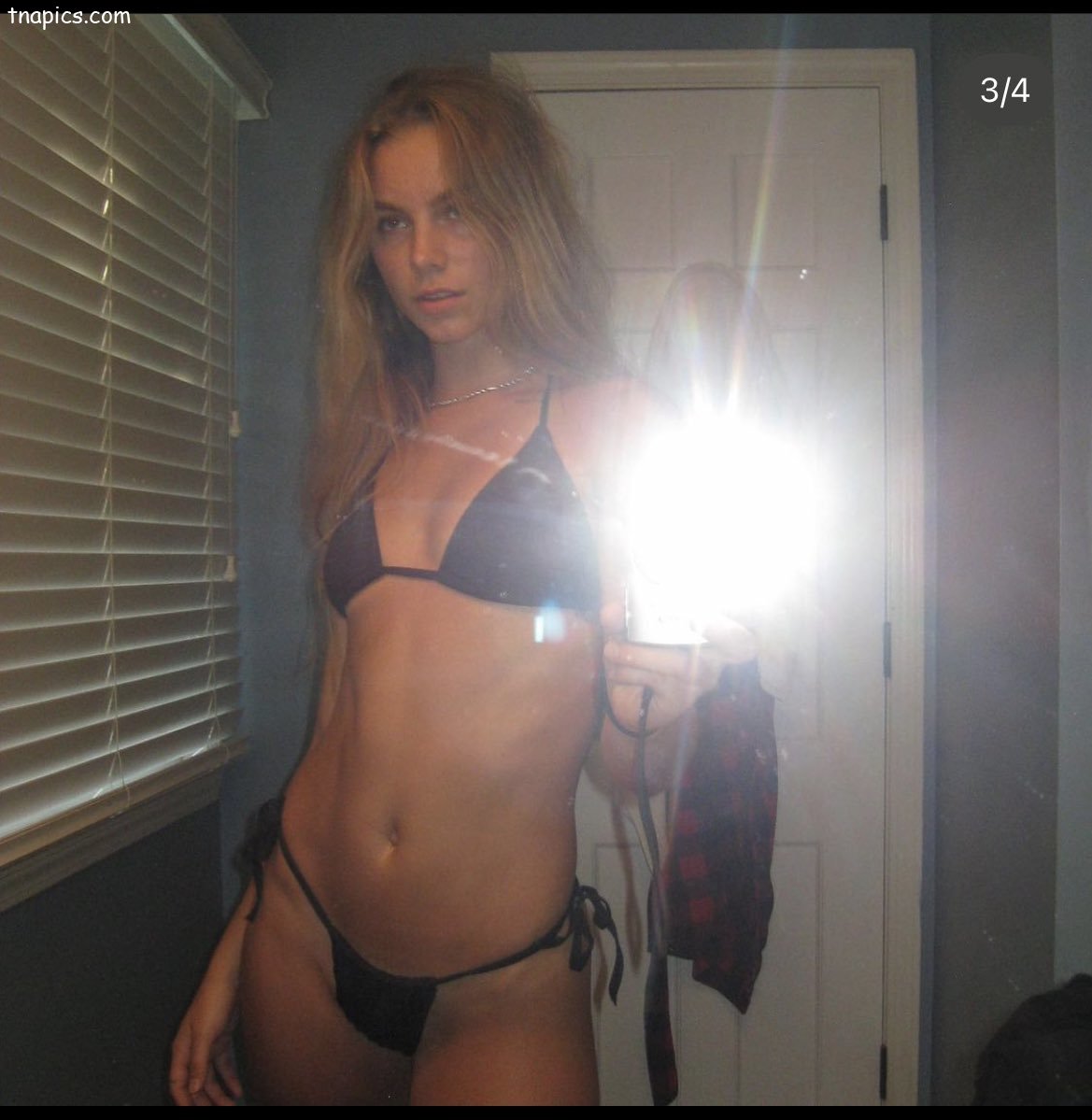 Anna Shumate nude 8