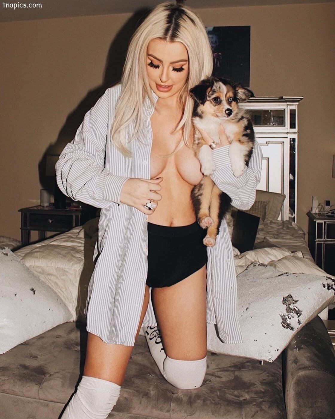 Tana Mongeau leaked 26