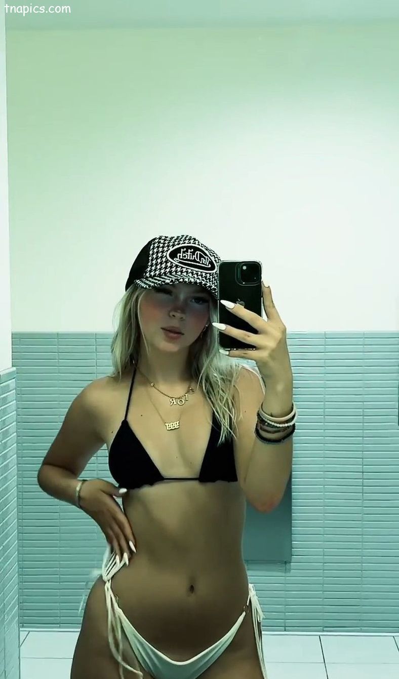 Jordyn Jones nude 9