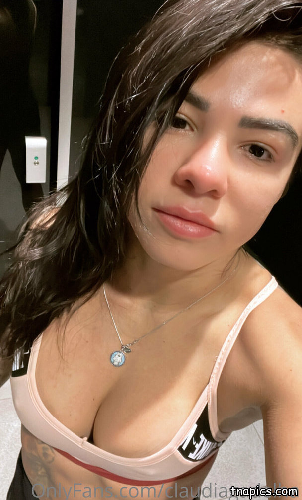 Claudia Gadelha nude 16