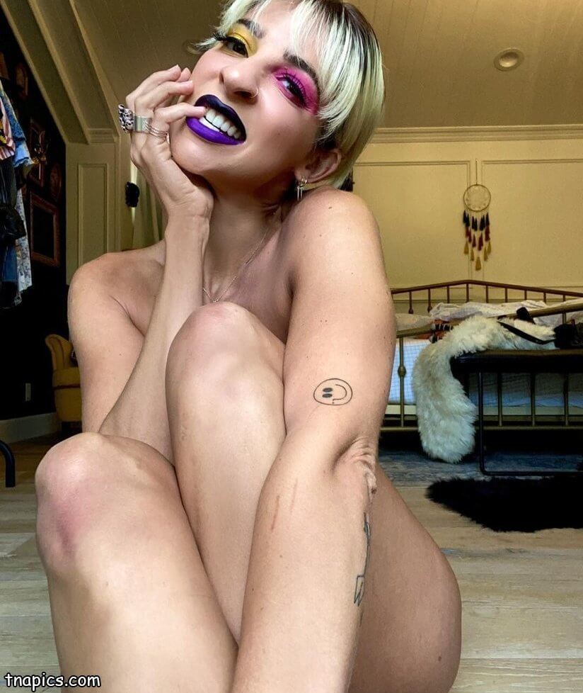 Gabbie Hanna nude 65