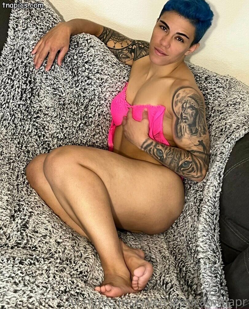 Jessica Andrade nude 11