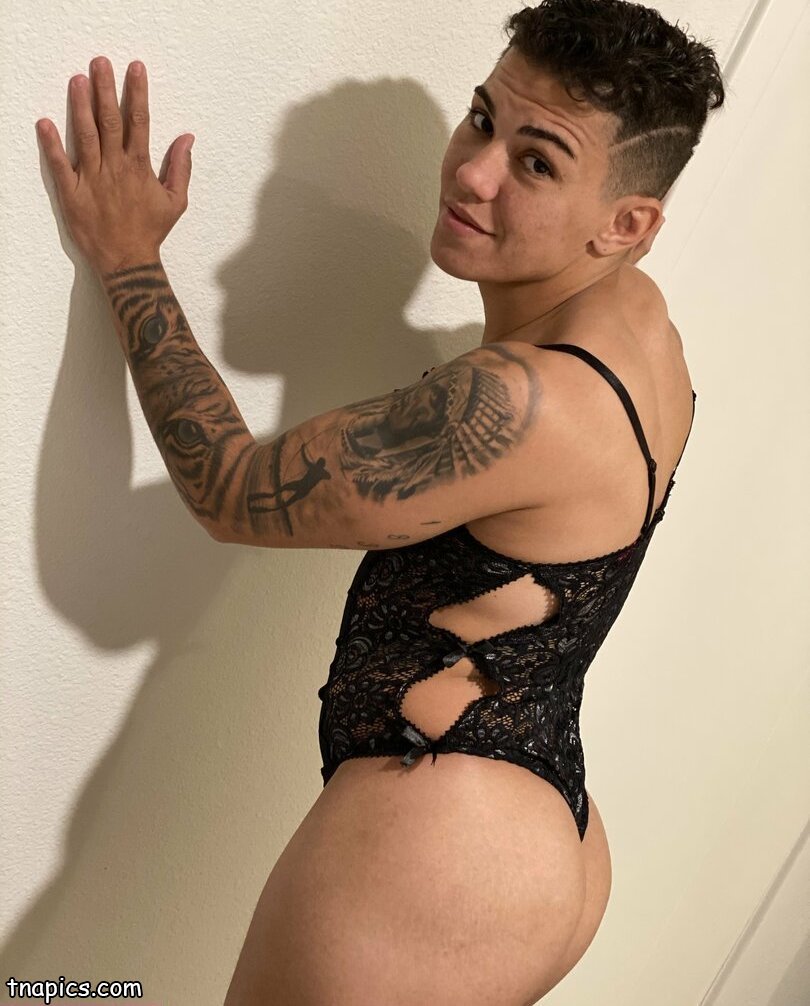 Jessica Andrade nude 19