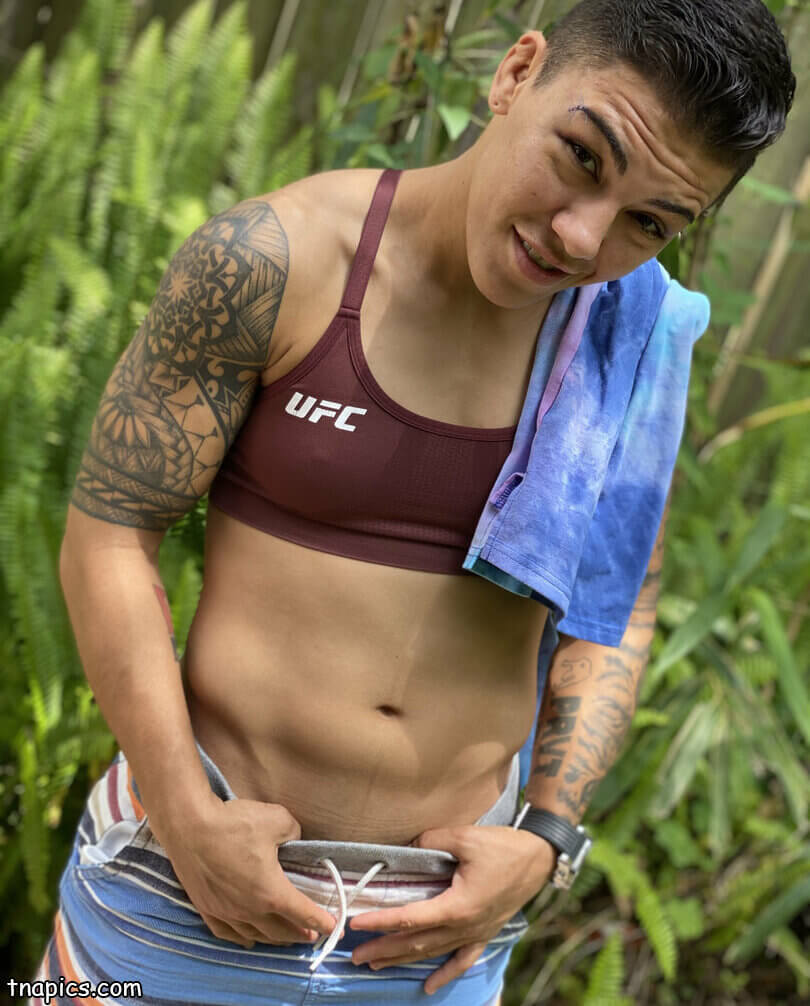 Jessica Andrade nude 23