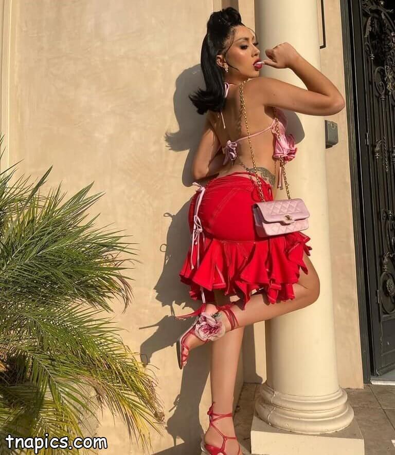 Kali Uchis Nude 6