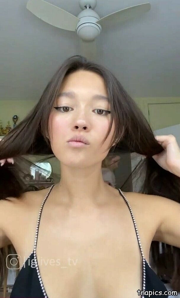 Lily Chee nude 10