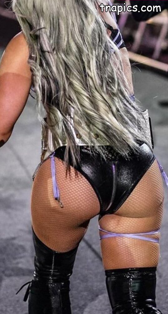 Liv Morgan Nude 3