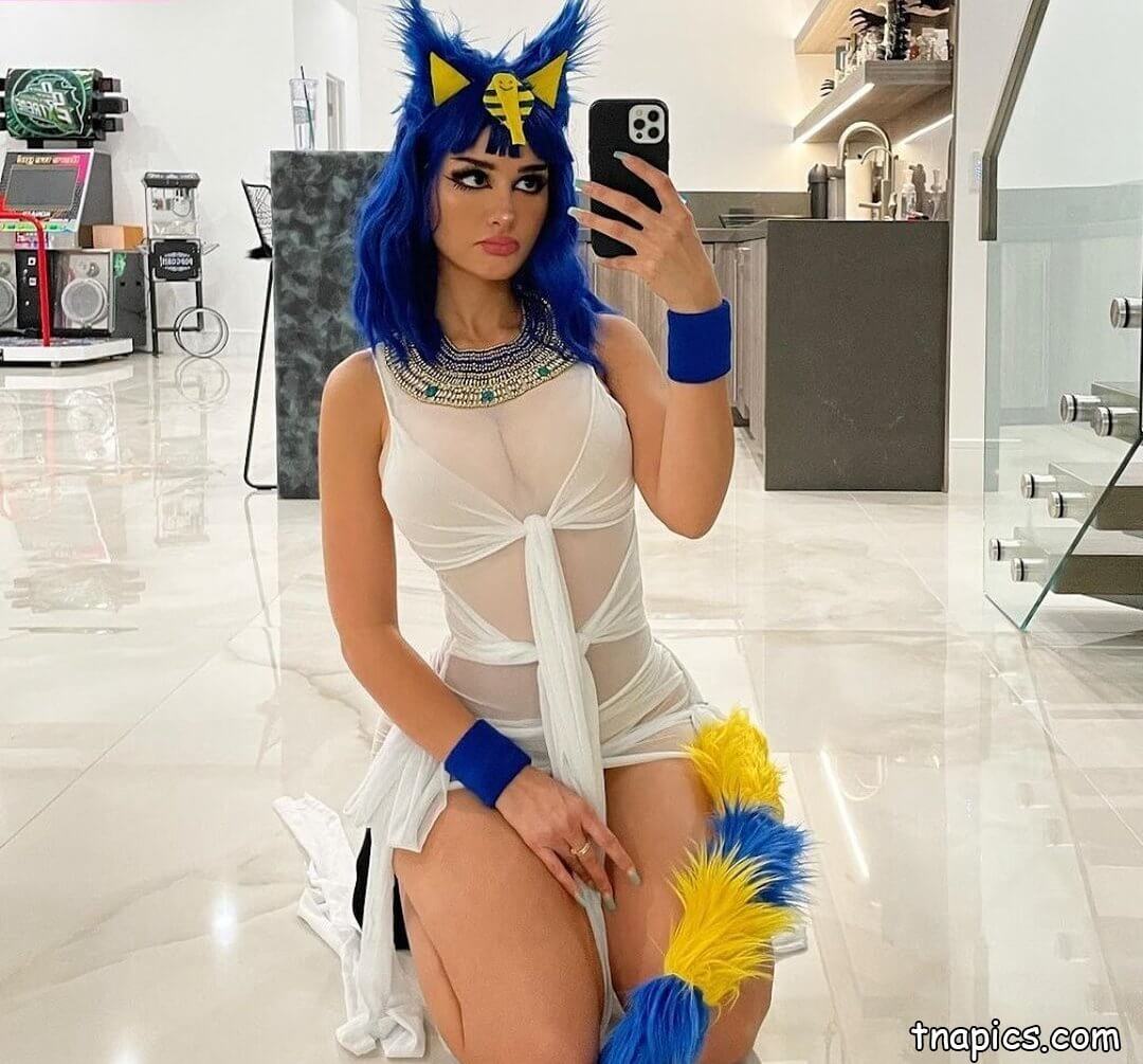 Sssniperwolf Nude 53