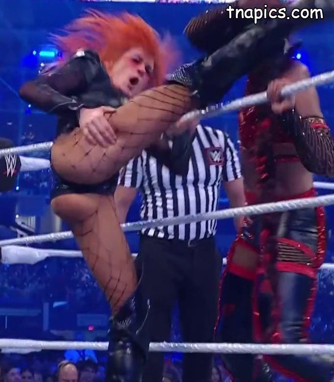 Becky Lynch Nude 19