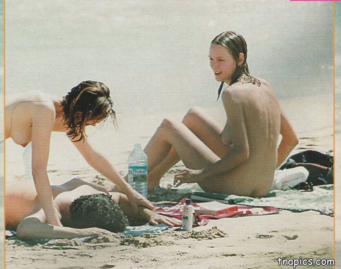 Uma Thurman Nude And Topless 34